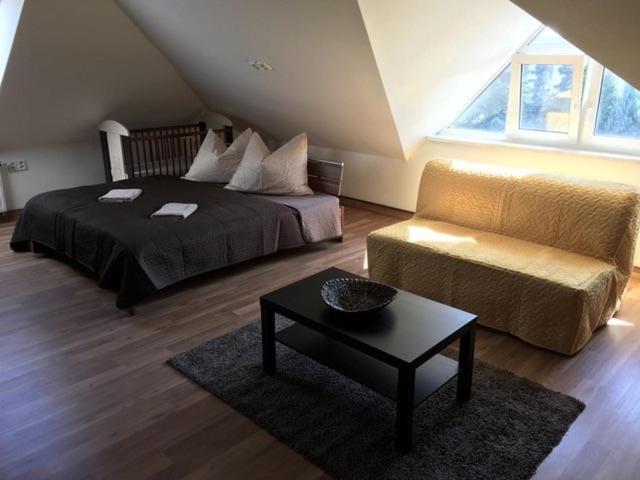 Apartment Roci Slapanice Экстерьер фото